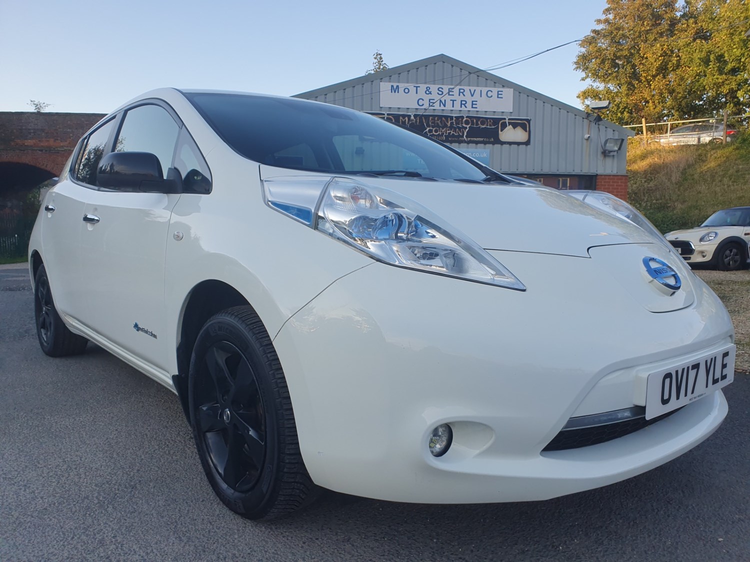 Nissan Leaf Listing Image