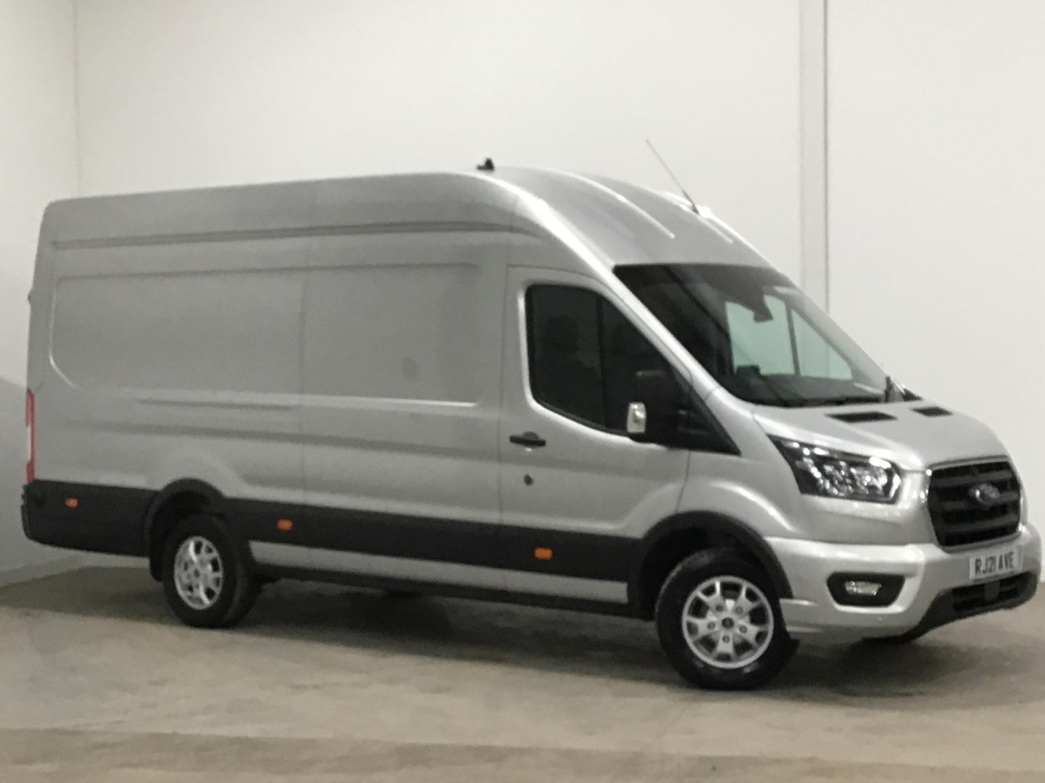 Ford Transit Listing Image