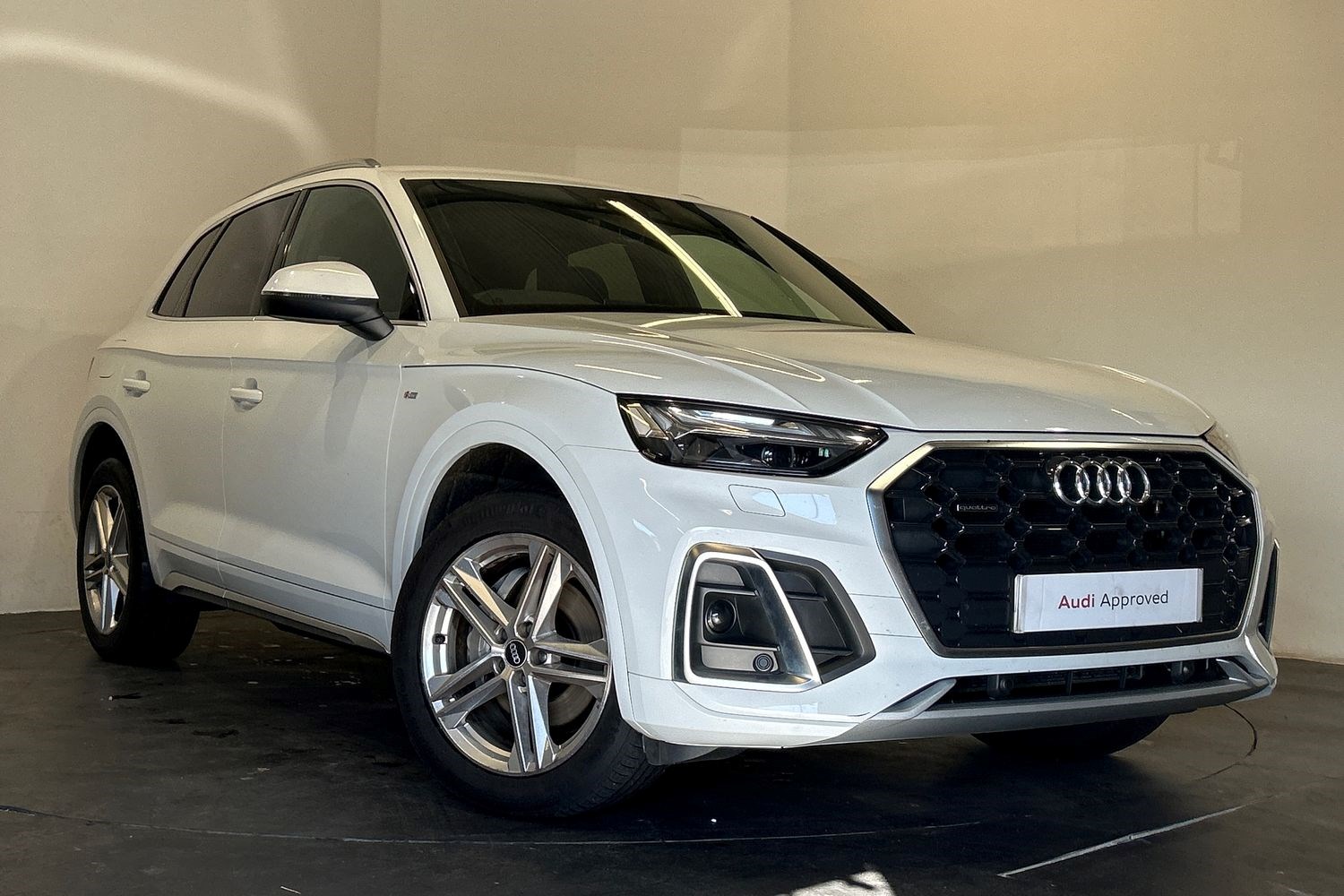 Audi Q5 Listing Image