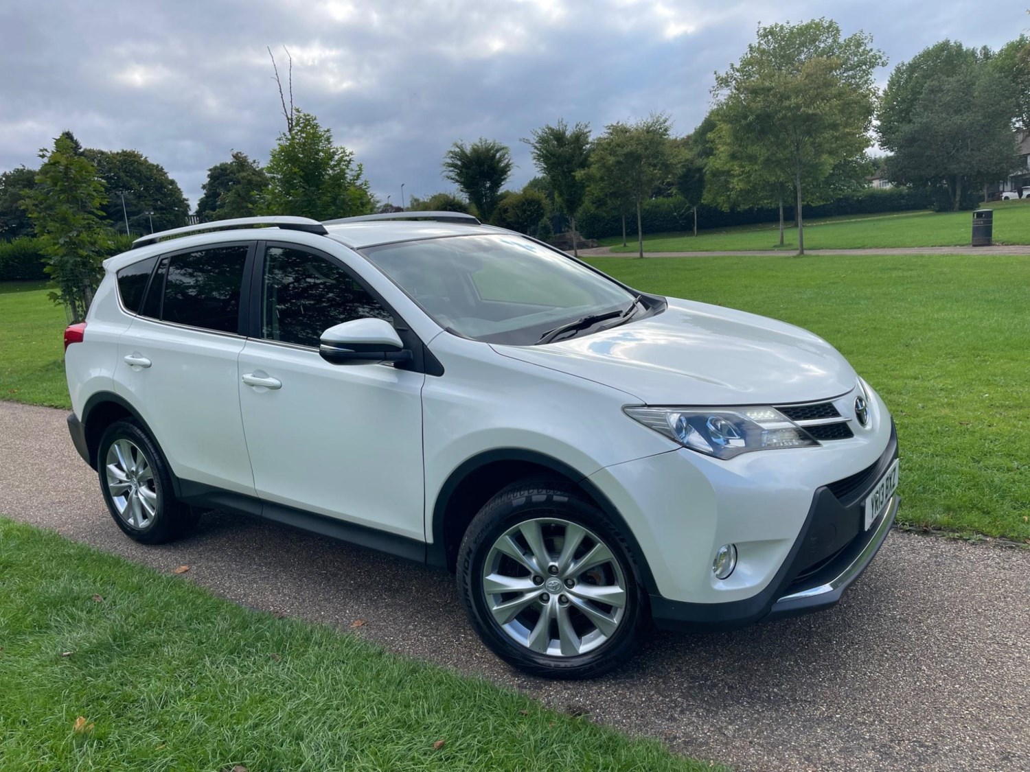 Toyota RAV4 Listing Image