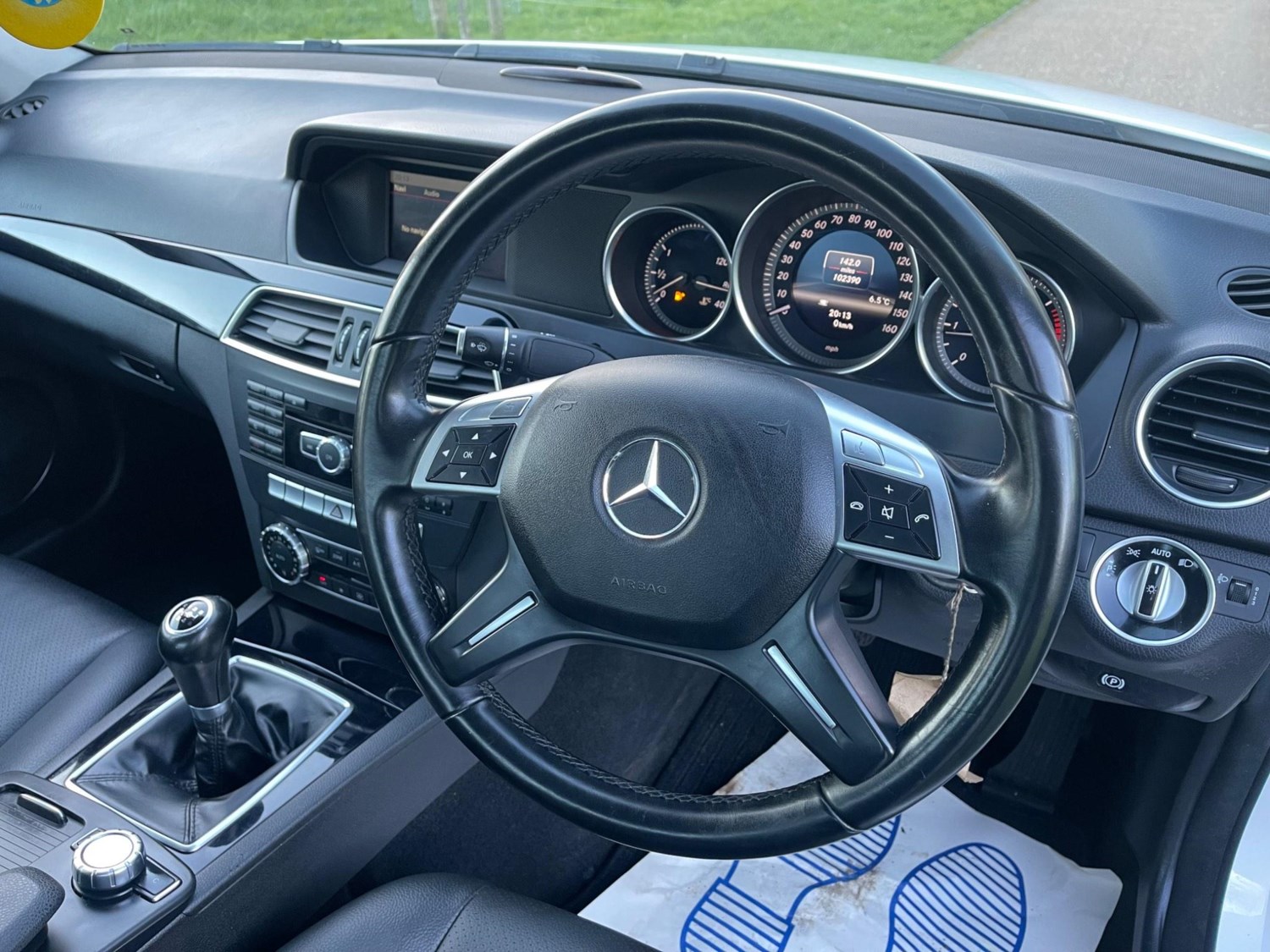 Mercedes-Benz C-Class Listing Image