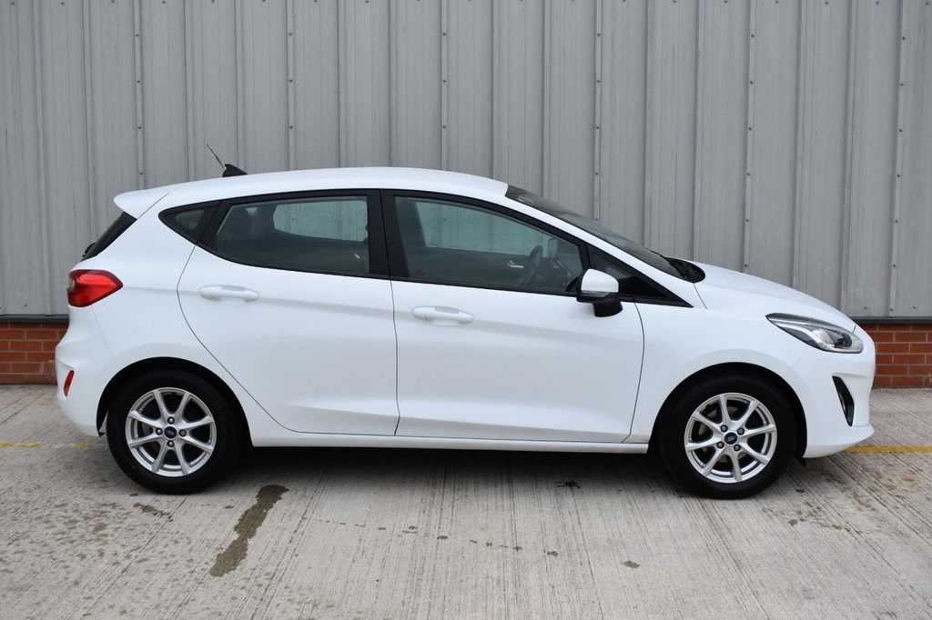 Ford Fiesta Listing Image