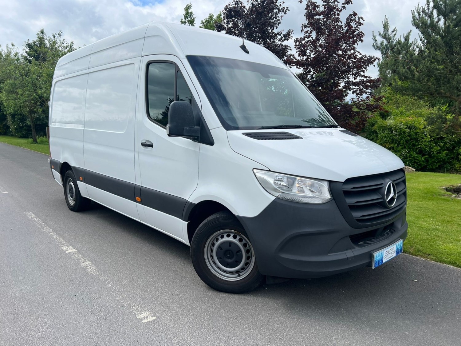 Mercedes-Benz Sprinter Listing Image