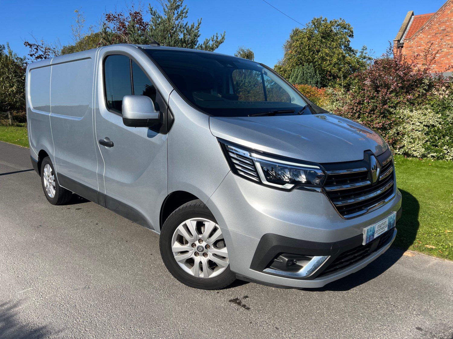 Renault Trafic Listing Image