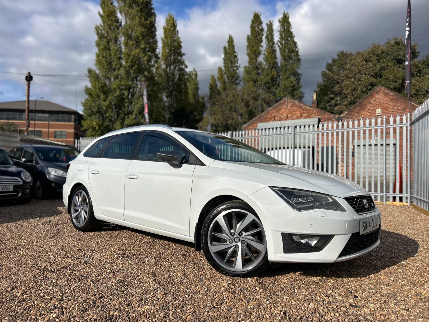 SEAT Leon Listing Image