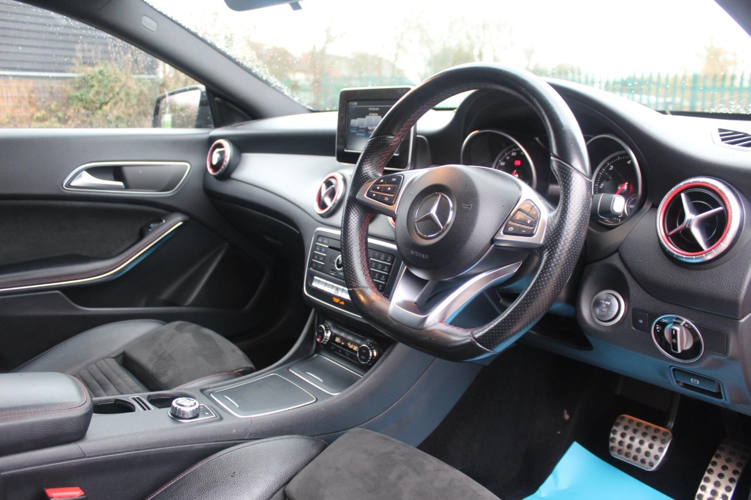 Mercedes-Benz CLA Listing Image