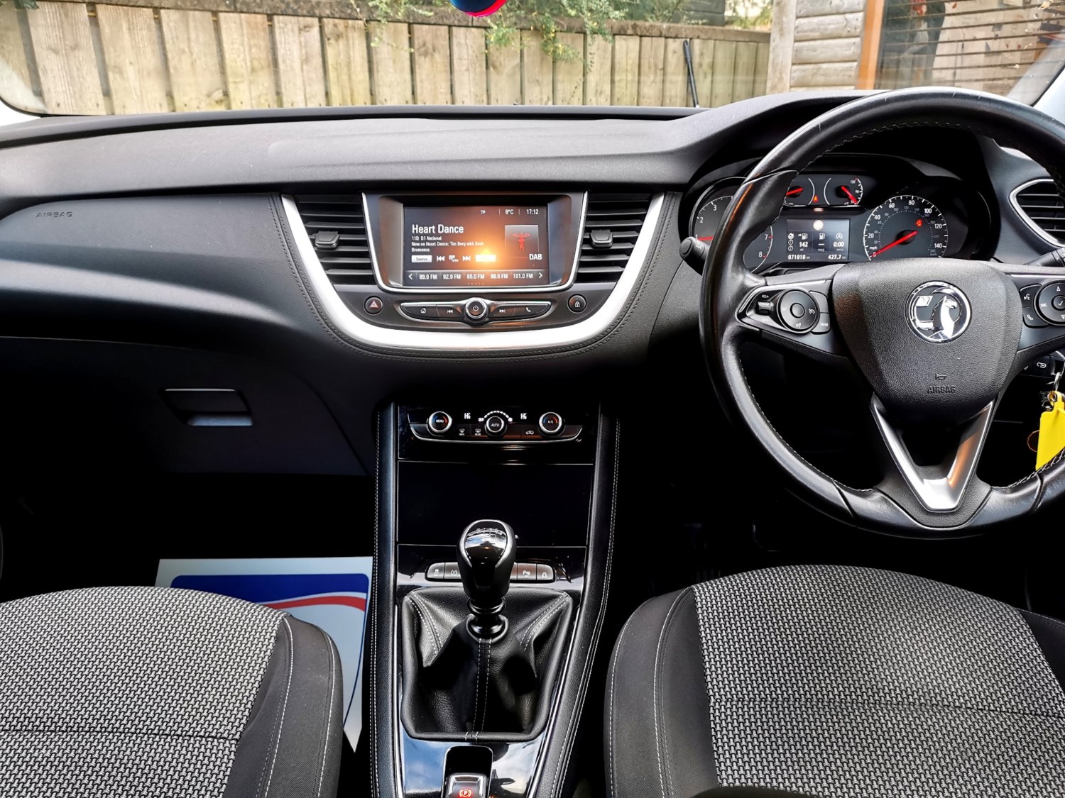 Vauxhall Grandland X Listing Image