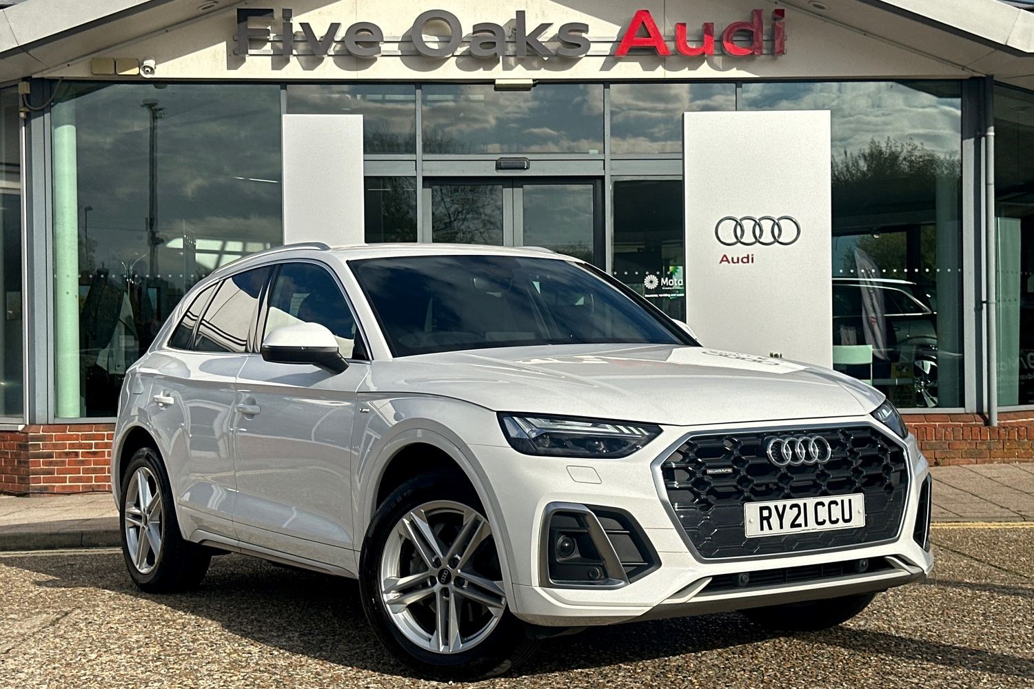 Audi Q5 Listing Image