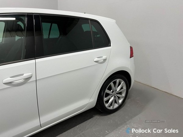 Volkswagen Golf Listing Image