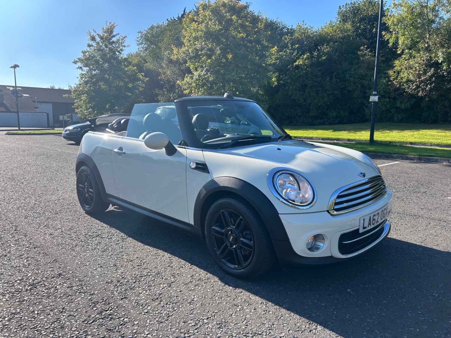 MINI Convertible Listing Image