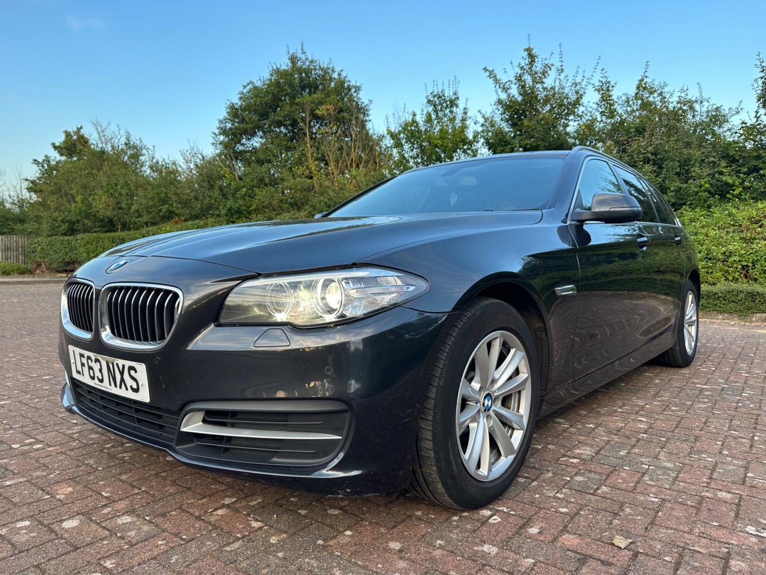 BMW 5 Series Listing Image