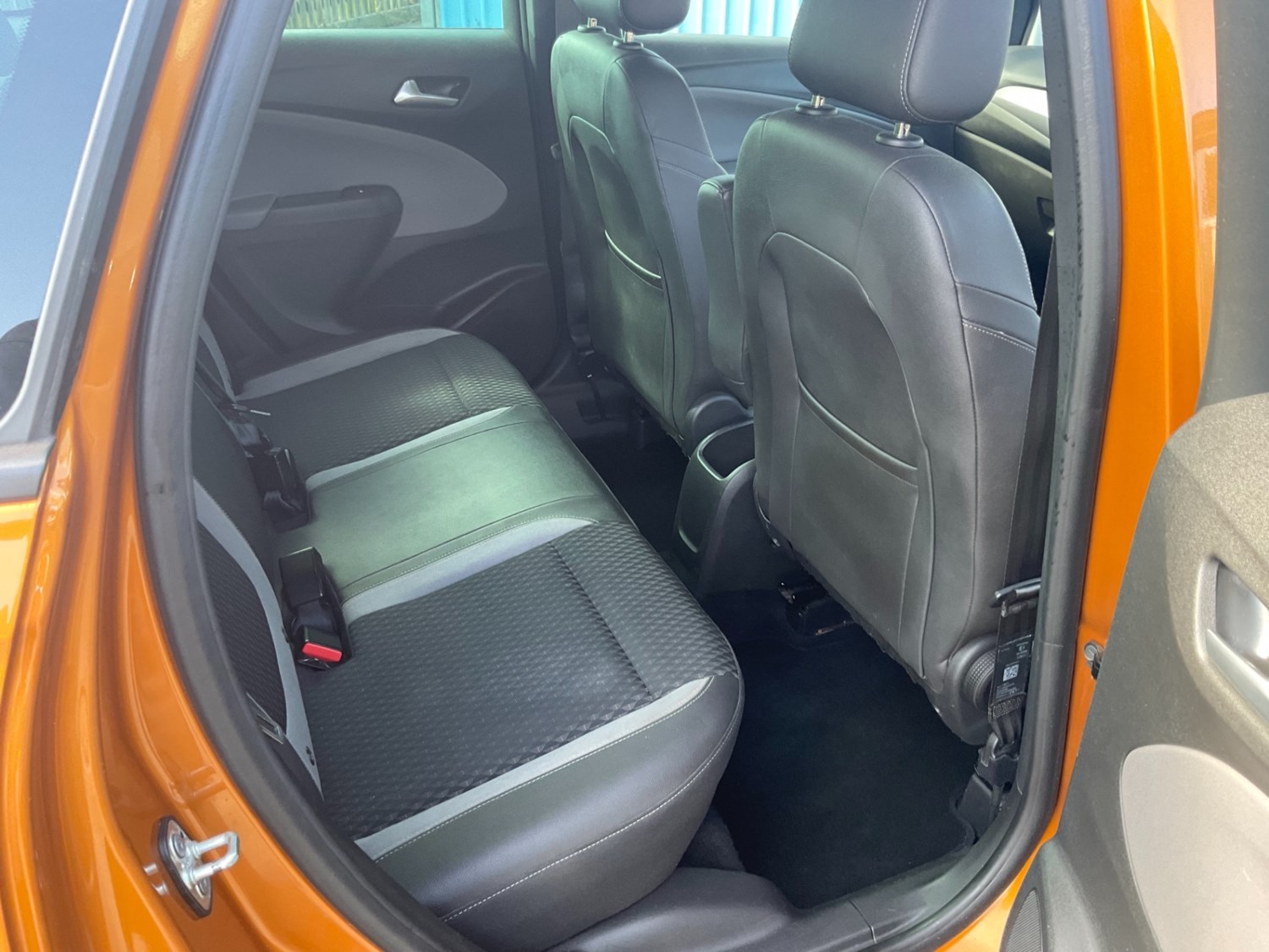 Vauxhall Crossland X Listing Image