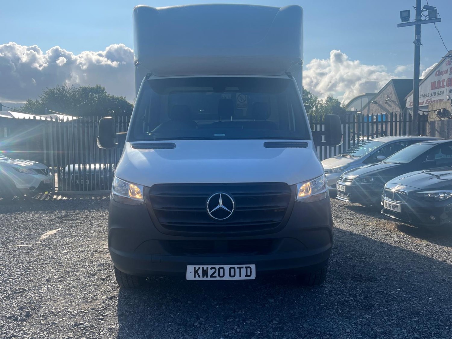 Mercedes-Benz Sprinter Listing Image