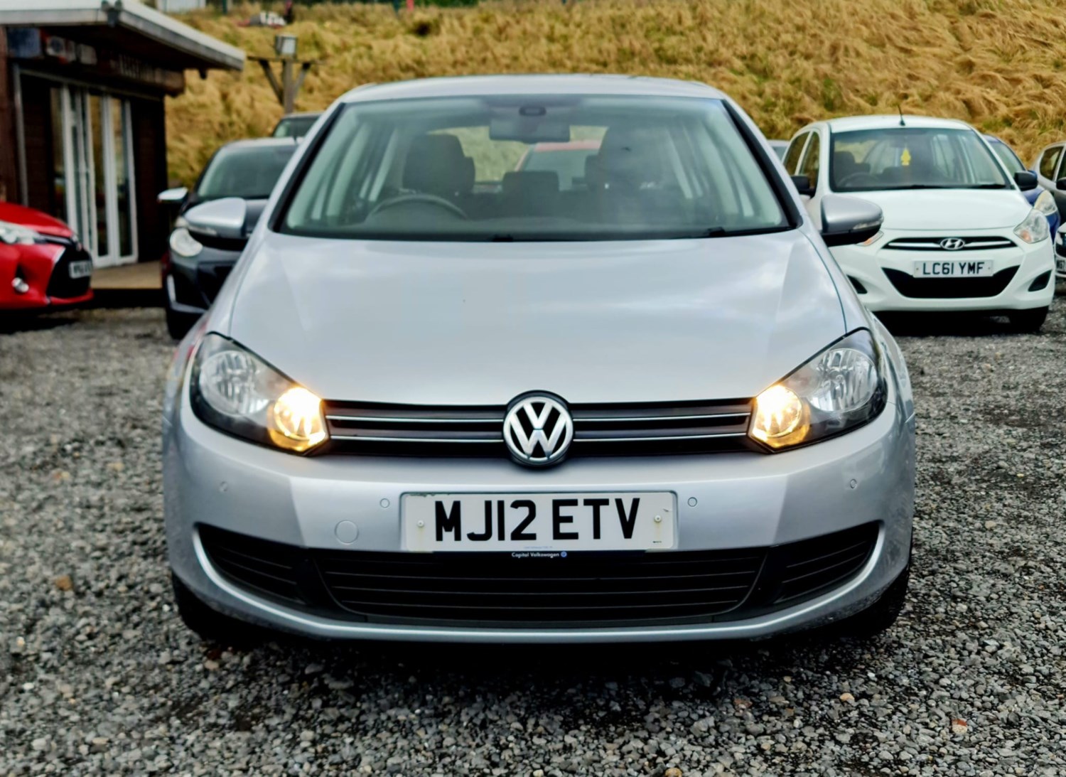 Volkswagen Golf Listing Image