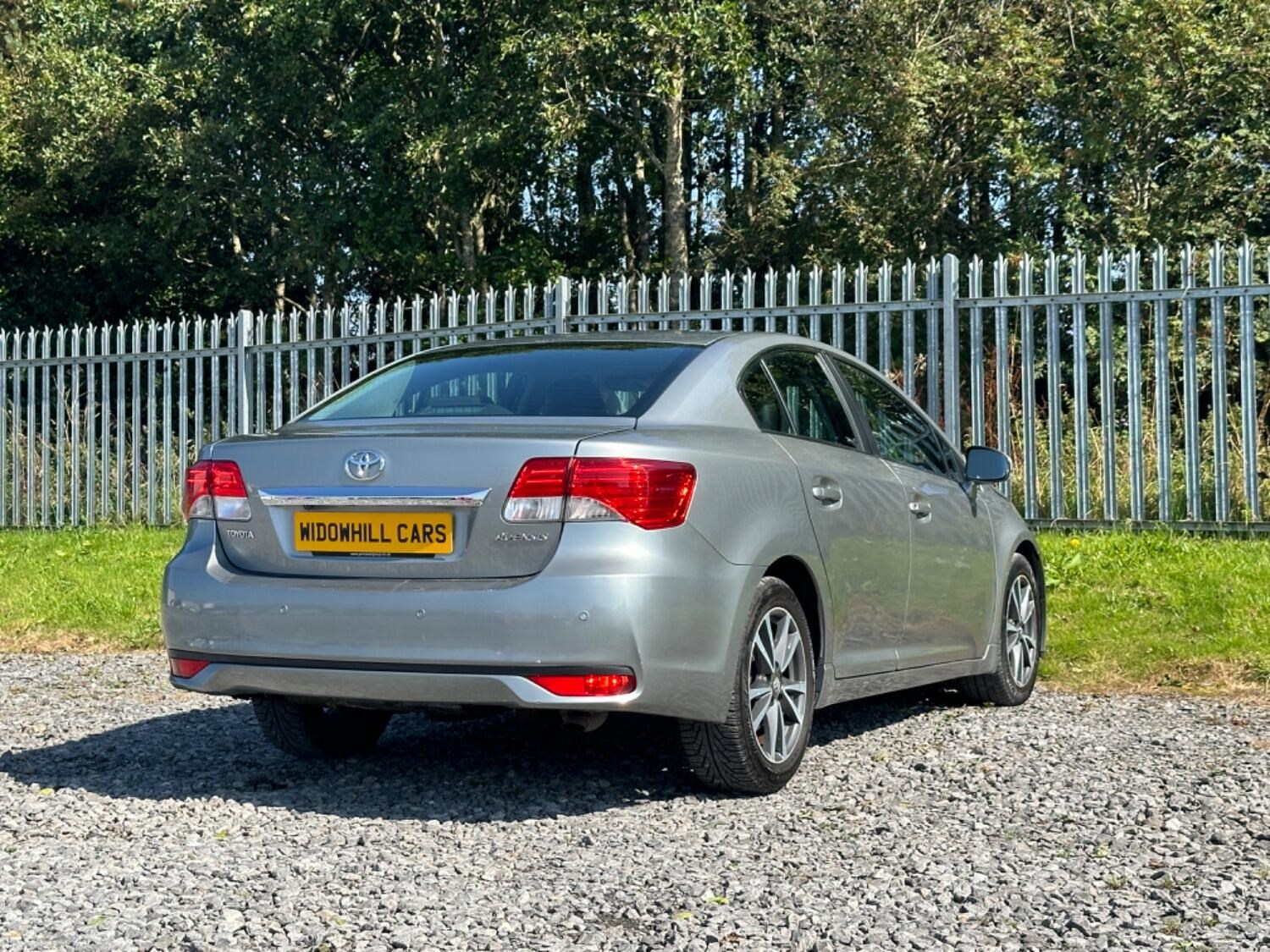 Toyota Avensis Listing Image