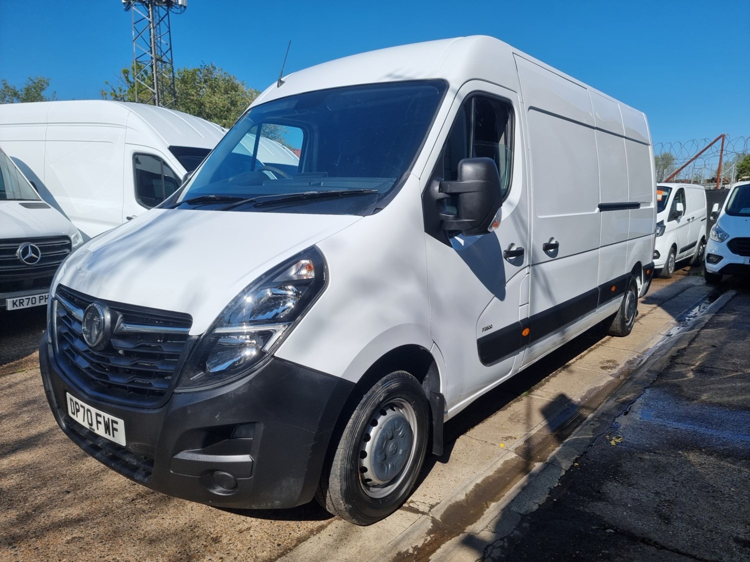 Vauxhall Movano Listing Image