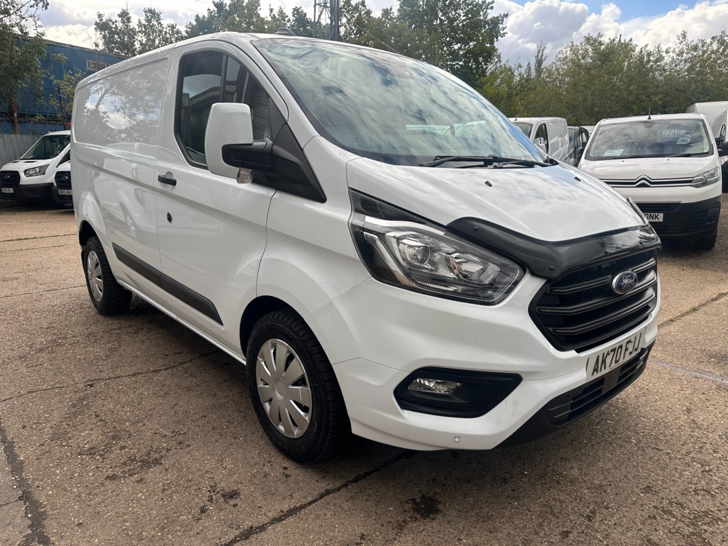 Ford Transit Custom Listing Image