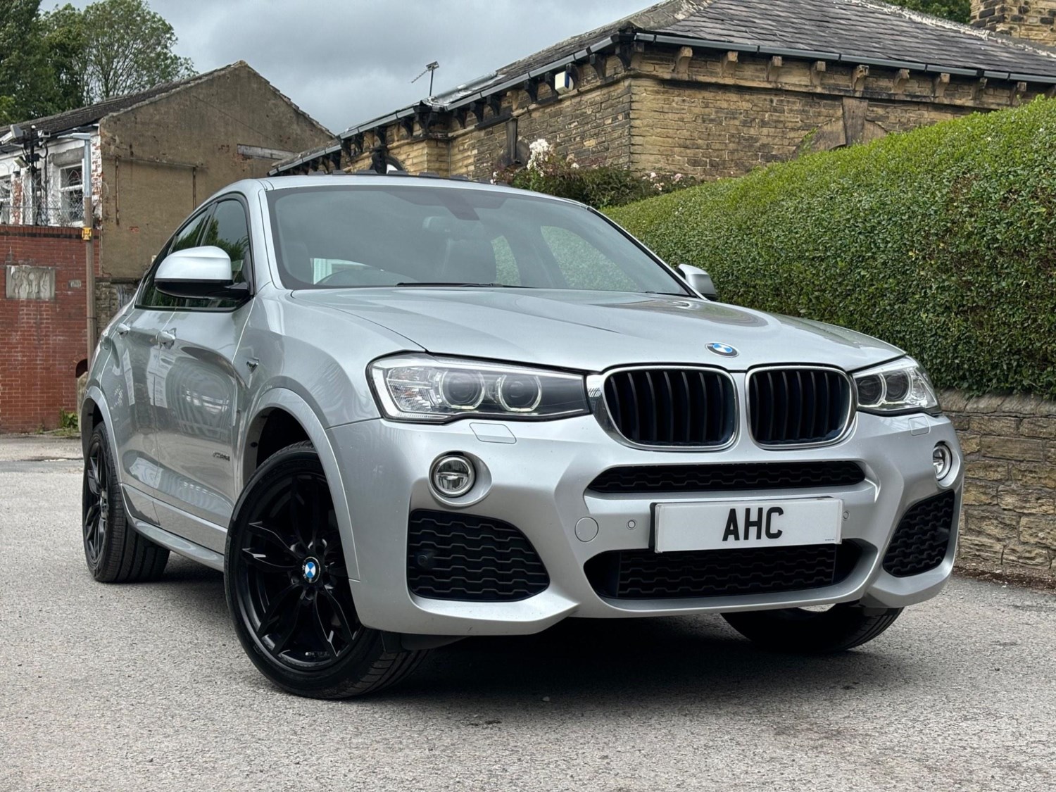 BMW X4 Listing Image