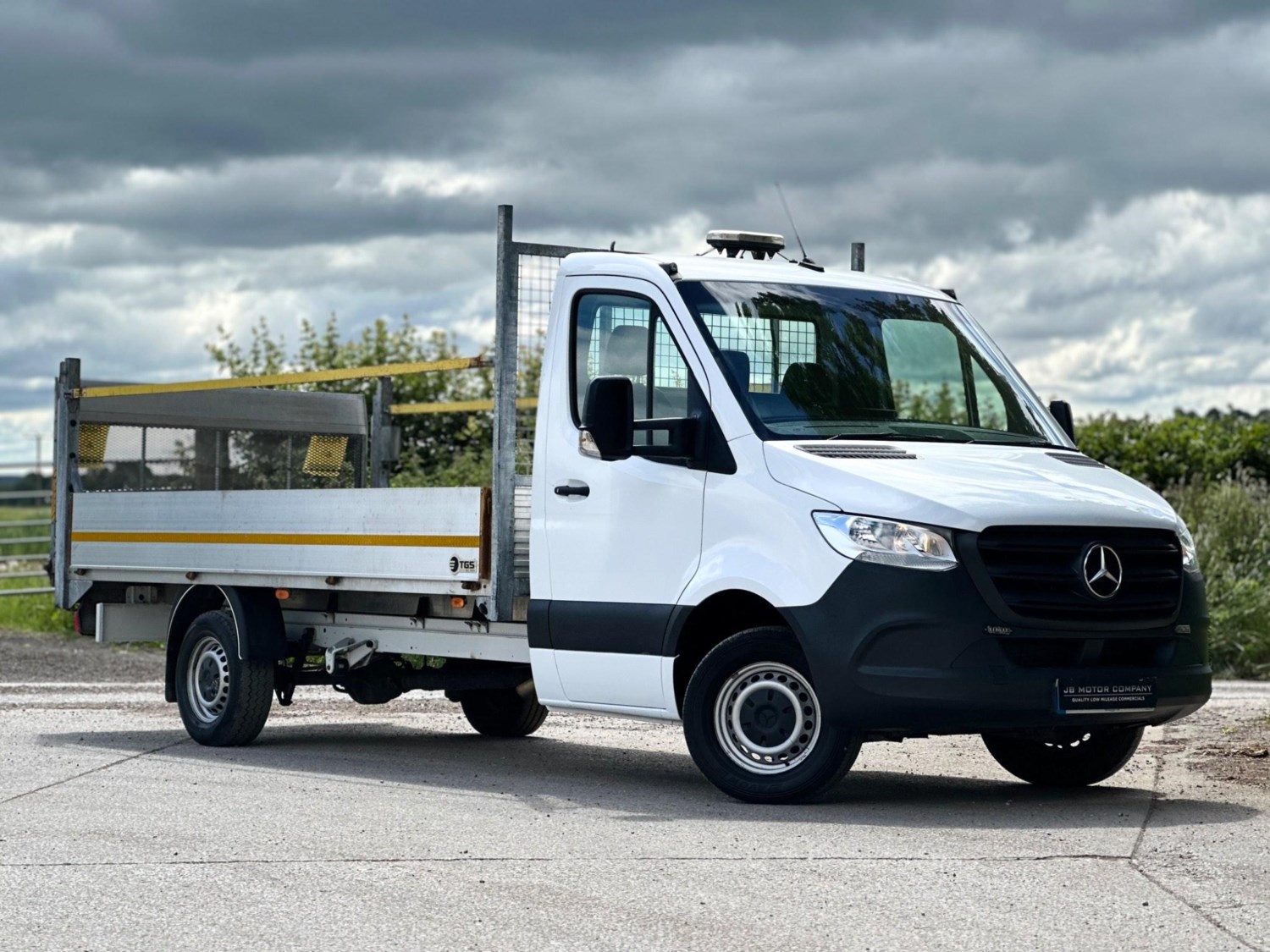 Mercedes-Benz Sprinter Listing Image