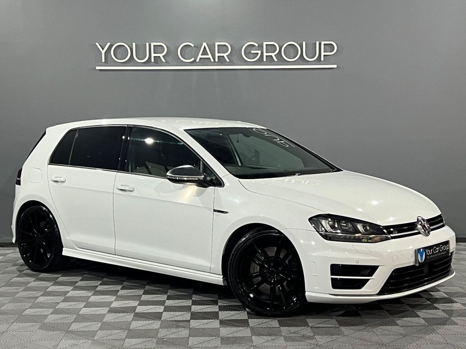 Volkswagen Golf Listing Image