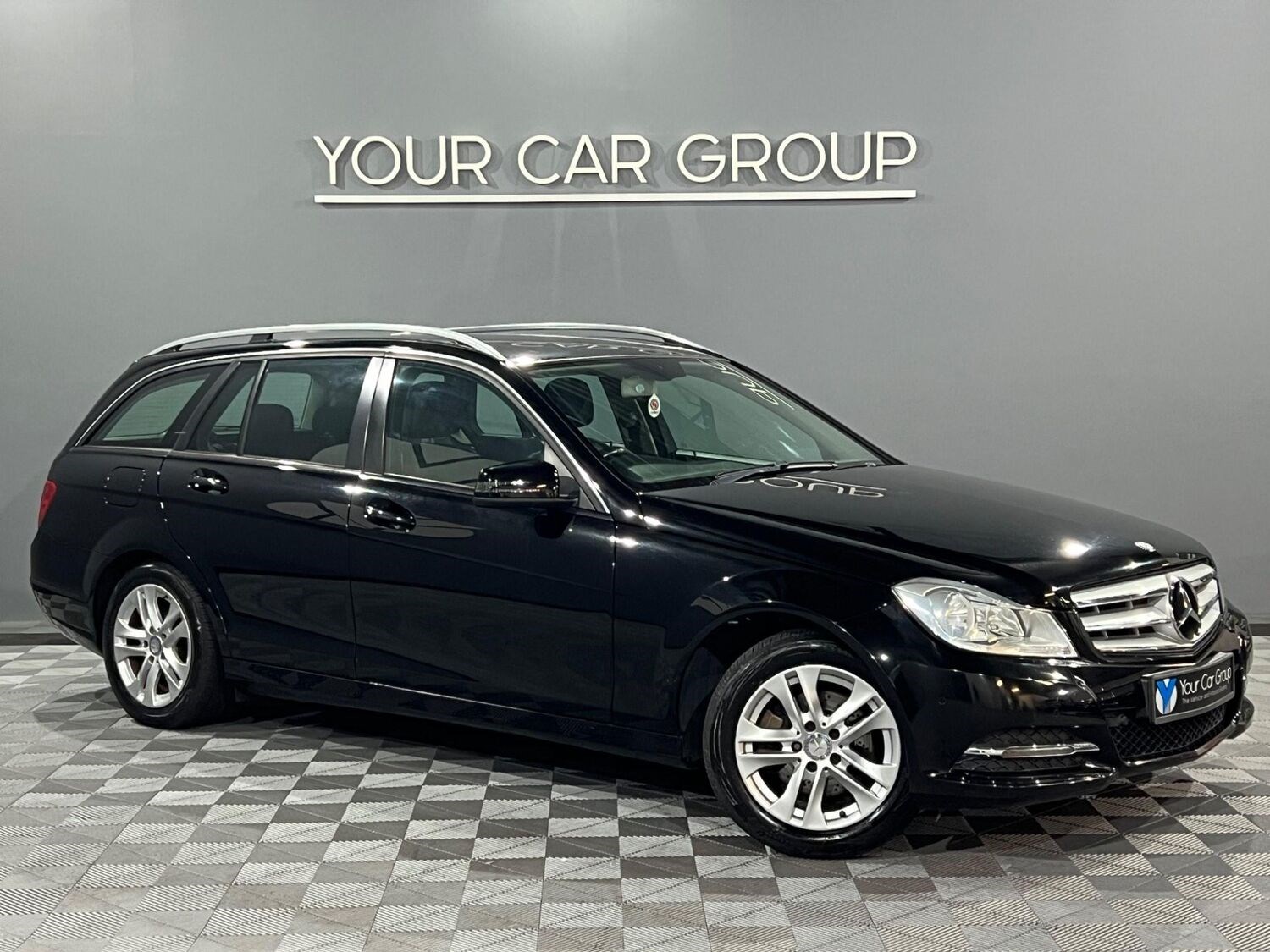 Mercedes-Benz C-Class Listing Image