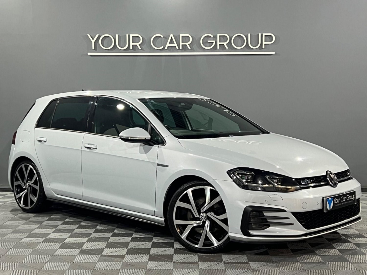 Volkswagen Golf Listing Image