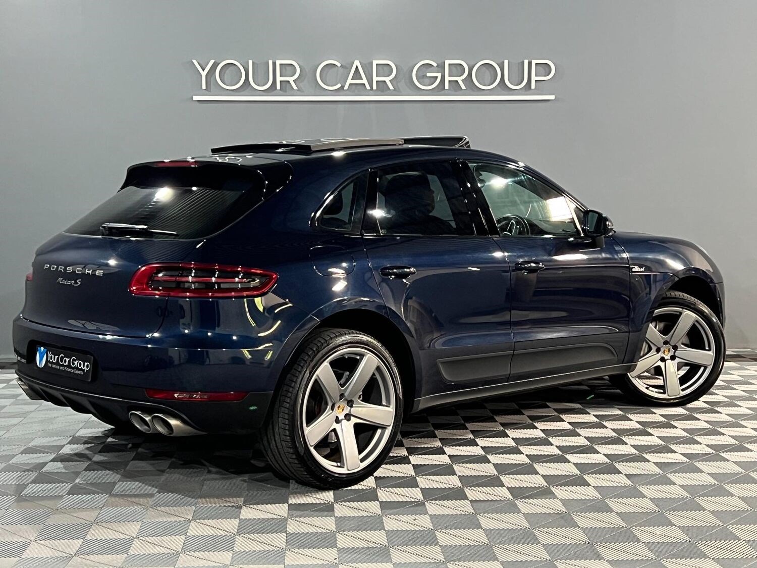 Porsche Macan Listing Image