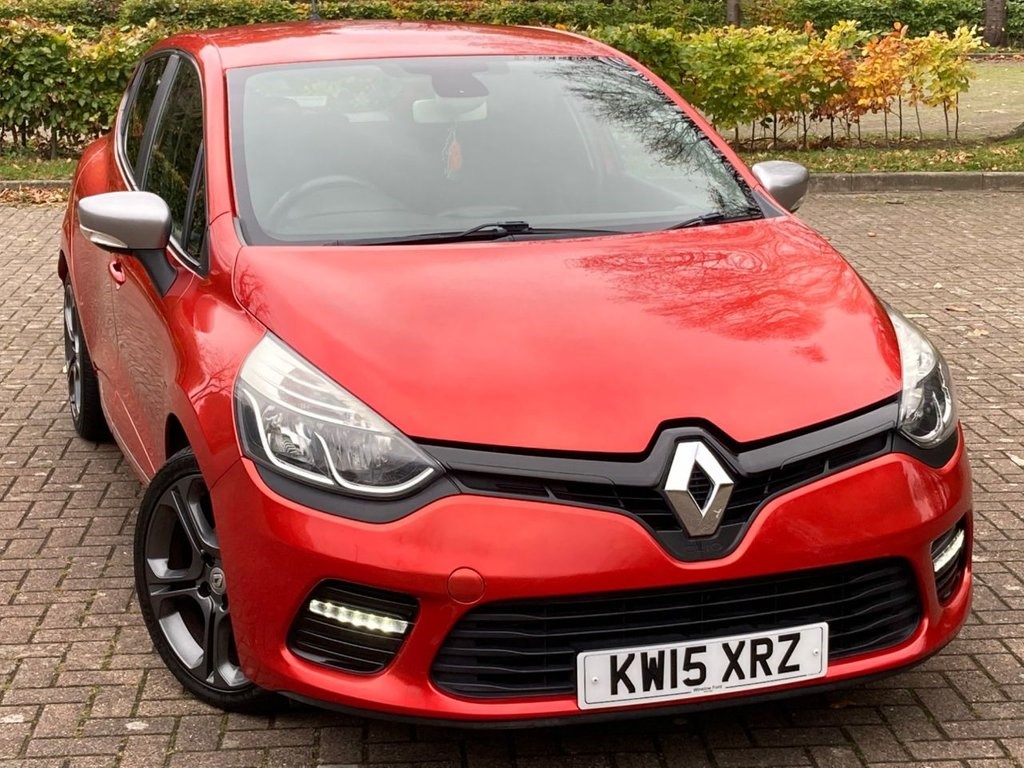 Renault Clio Listing Image