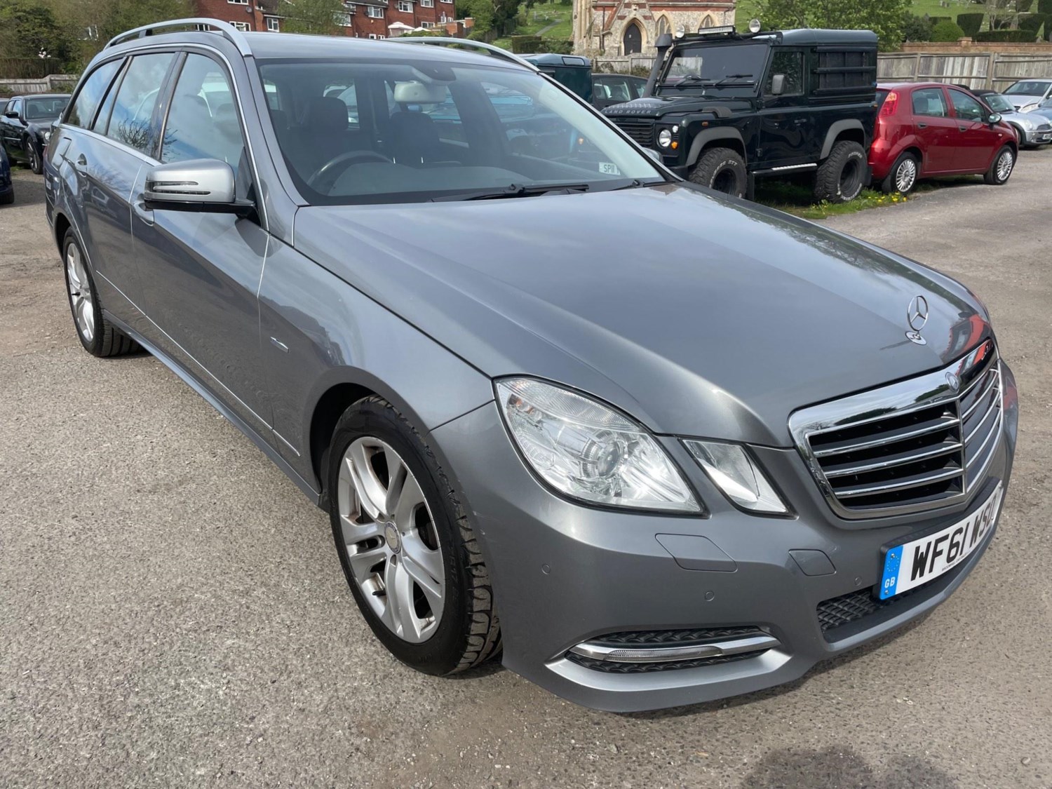 Mercedes-Benz E-Class Listing Image