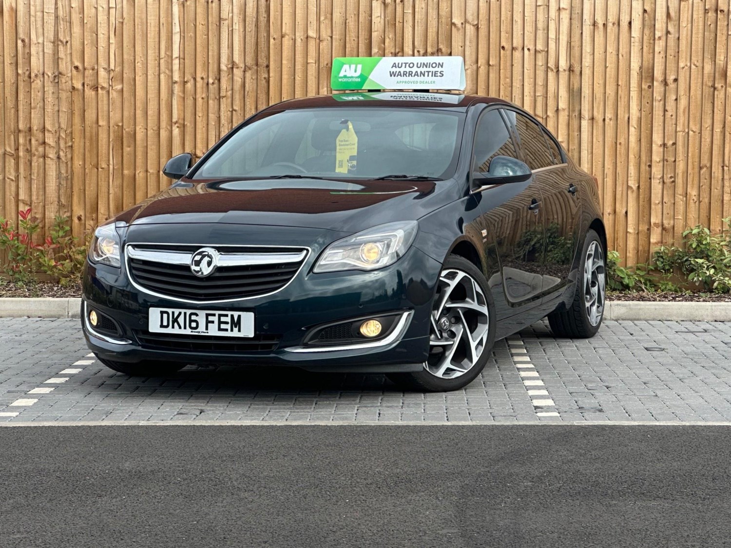 Vauxhall Insignia Listing Image