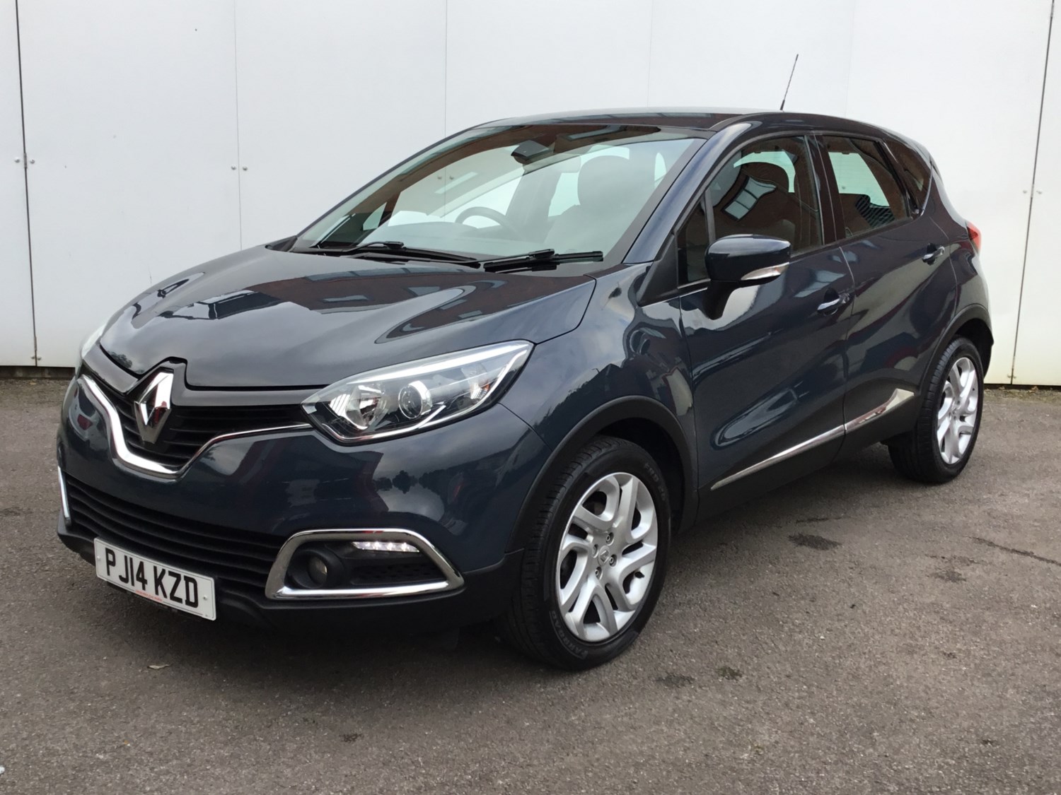 Renault Captur Listing Image