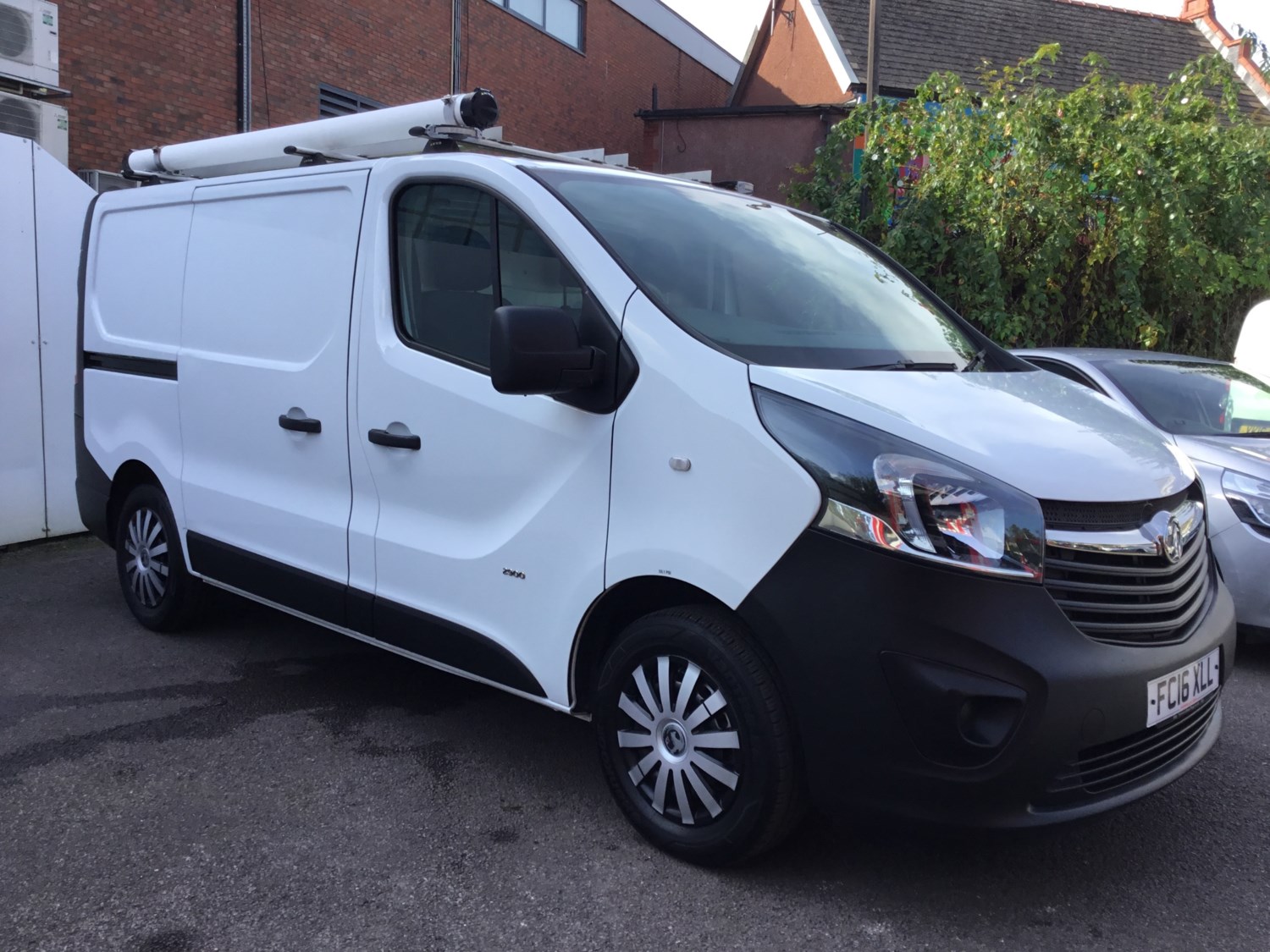 Vauxhall Vivaro Listing Image