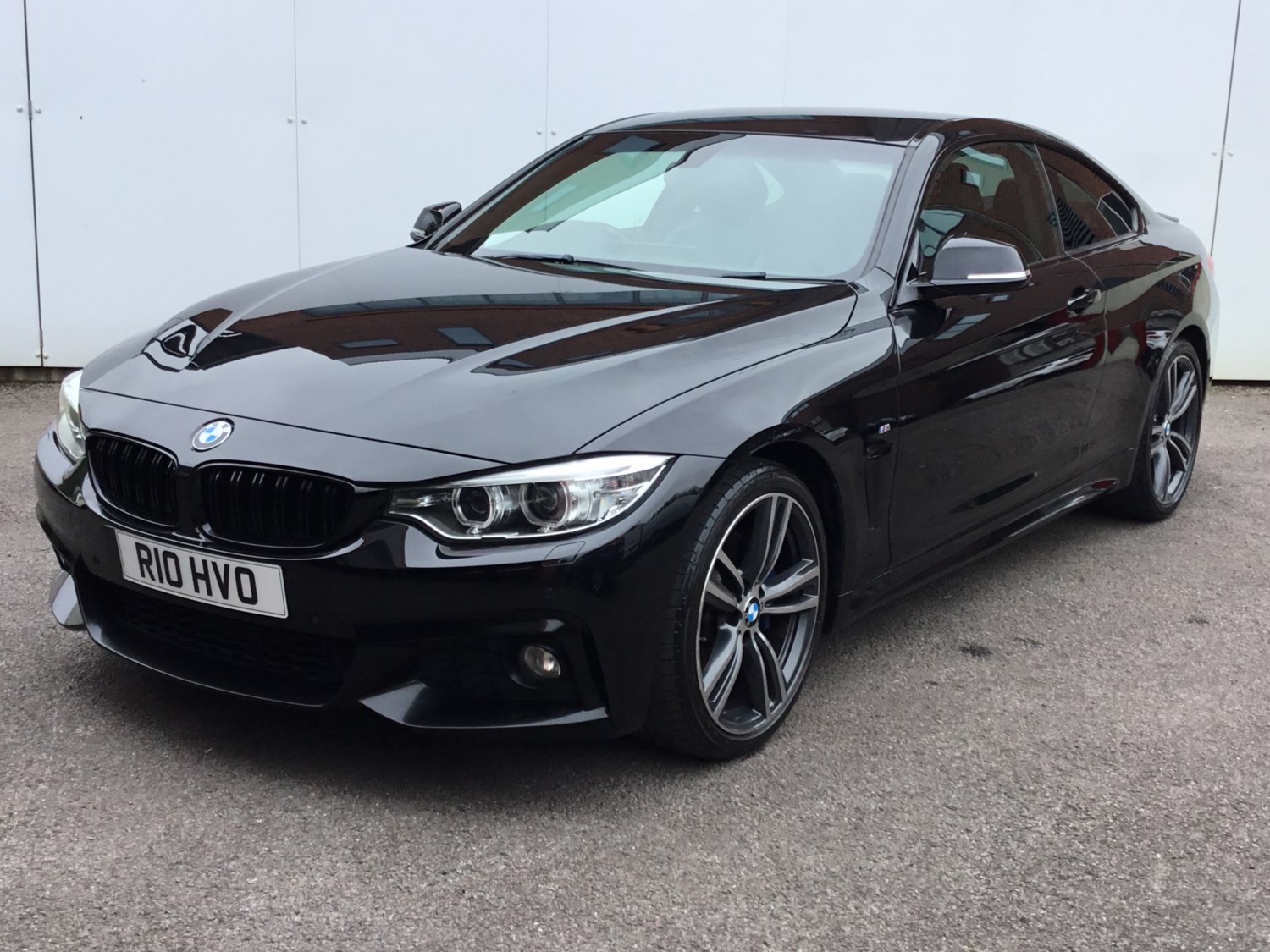 BMW 4 Series Listing Image