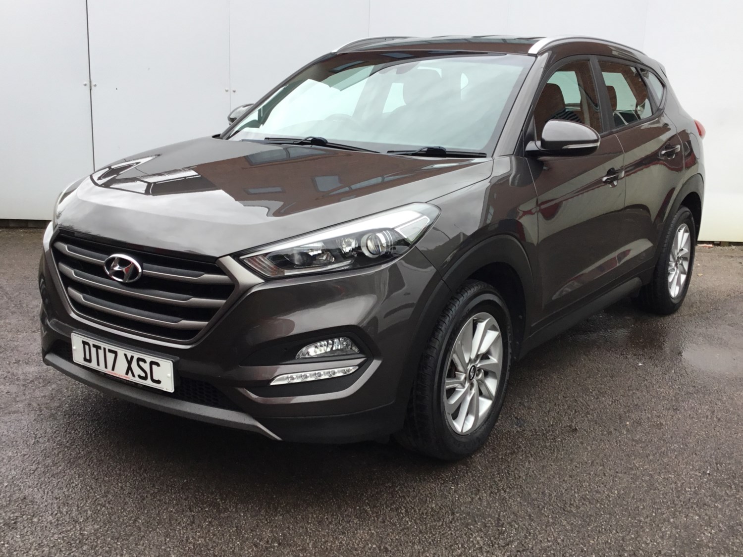 Hyundai TUCSON Listing Image