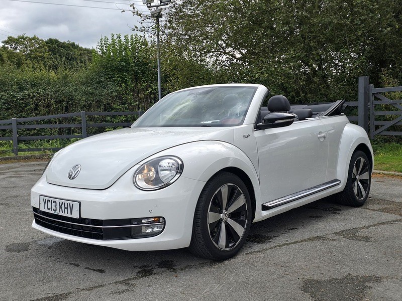 Volkswagen Beetle Listing Image