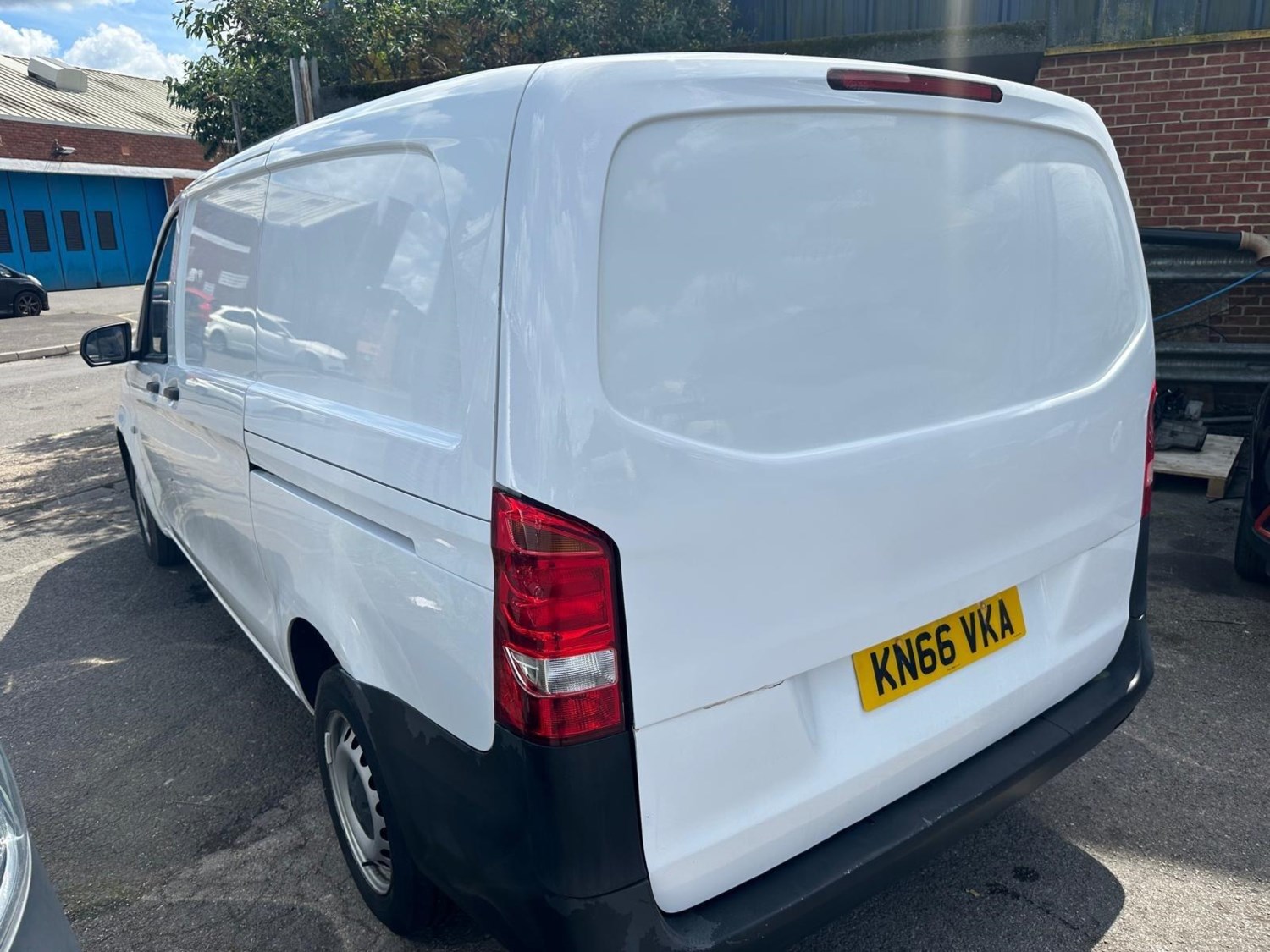 Mercedes-Benz Vito Listing Image