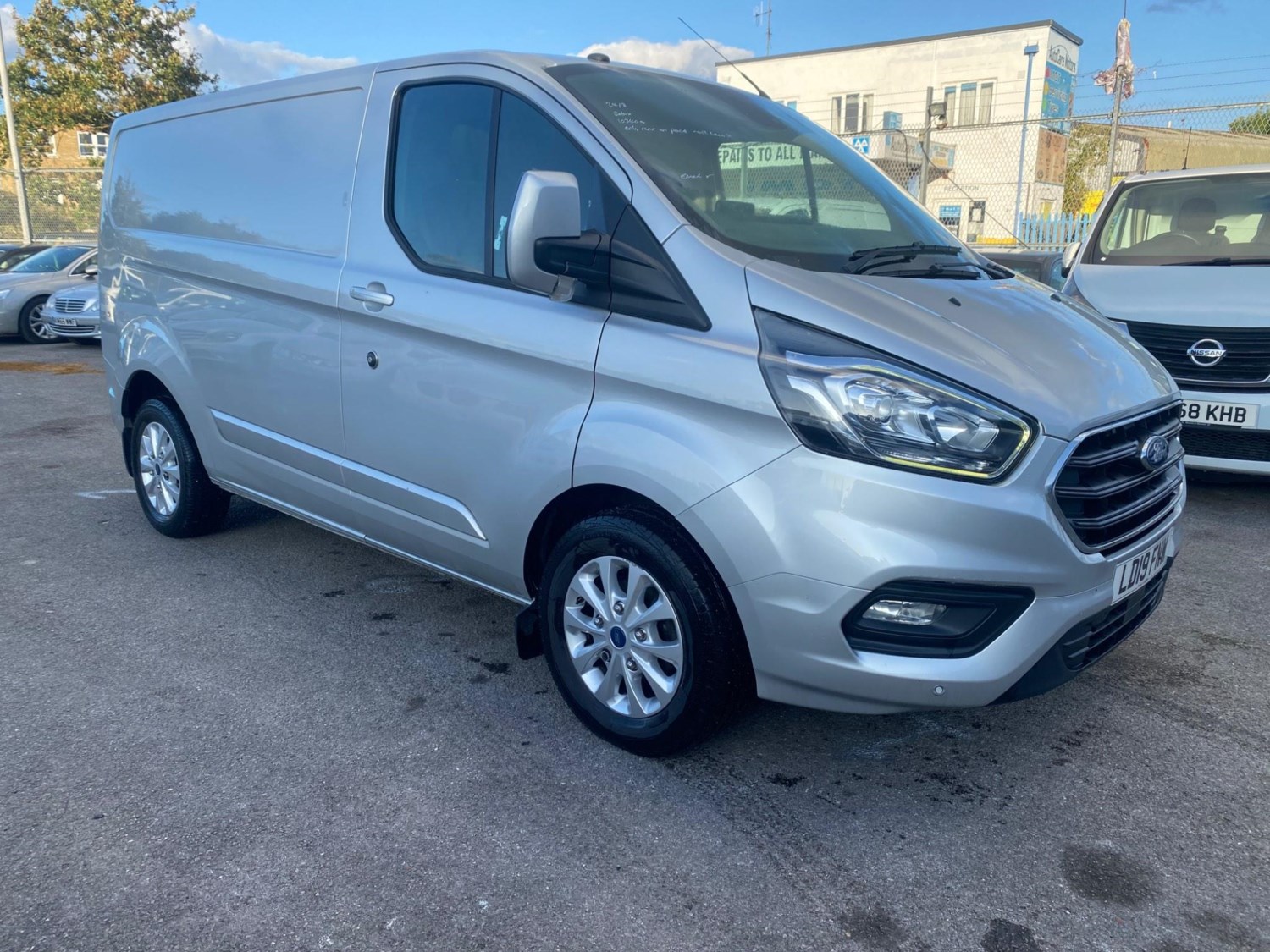 Ford Transit Custom Listing Image