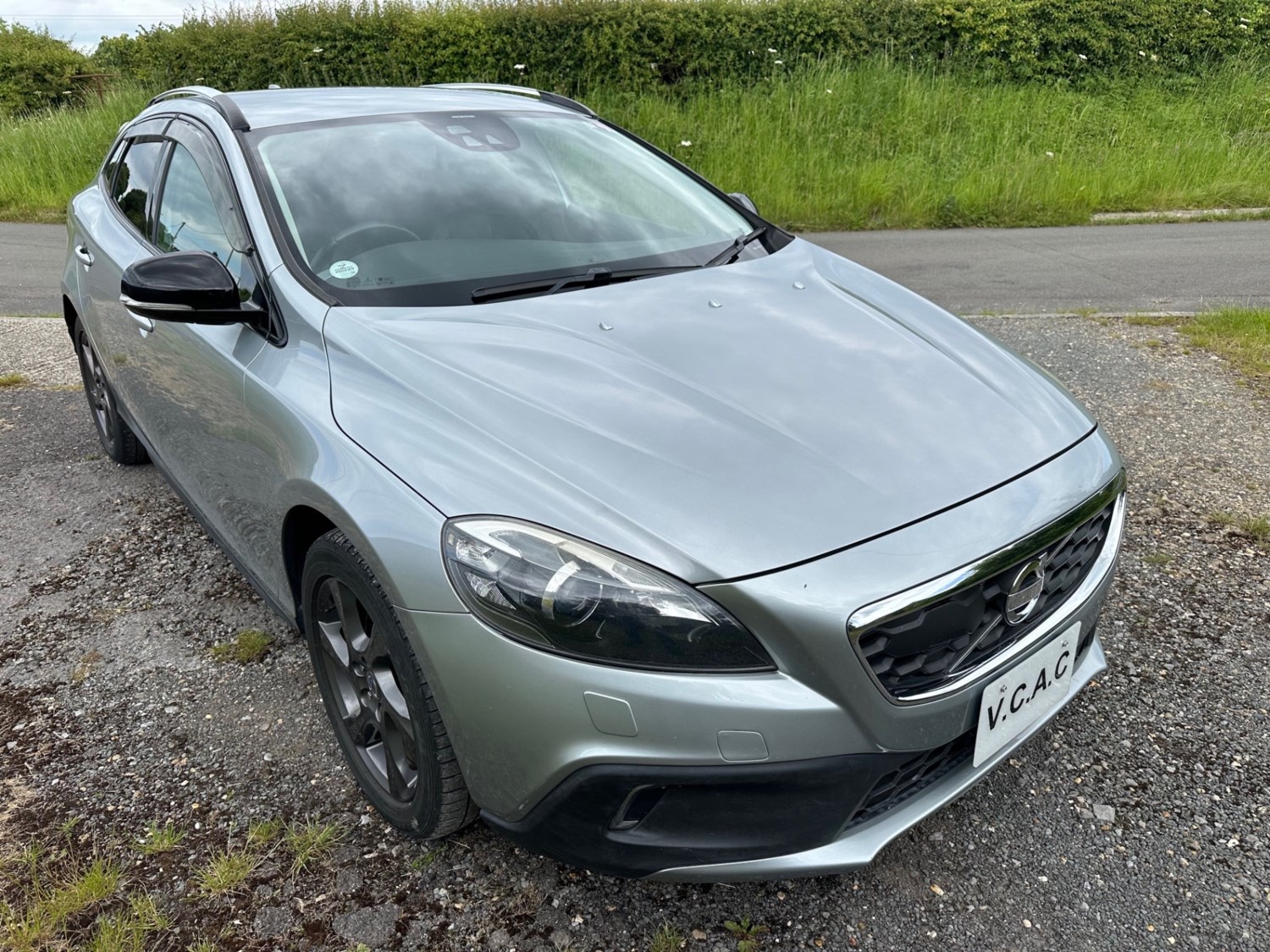 Volvo V40 Listing Image