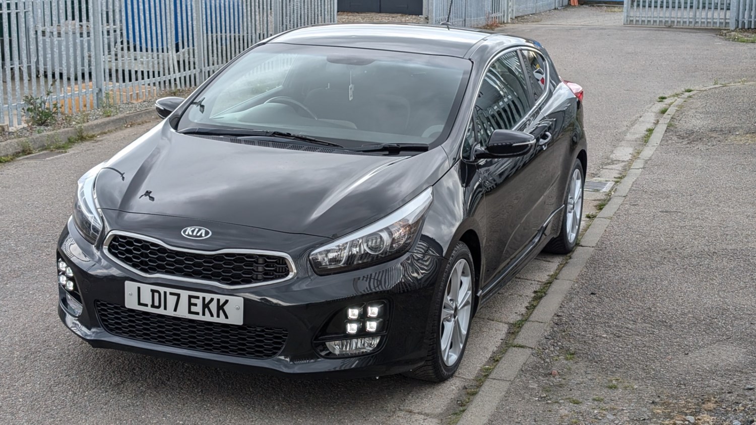 Kia ProCeed Listing Image