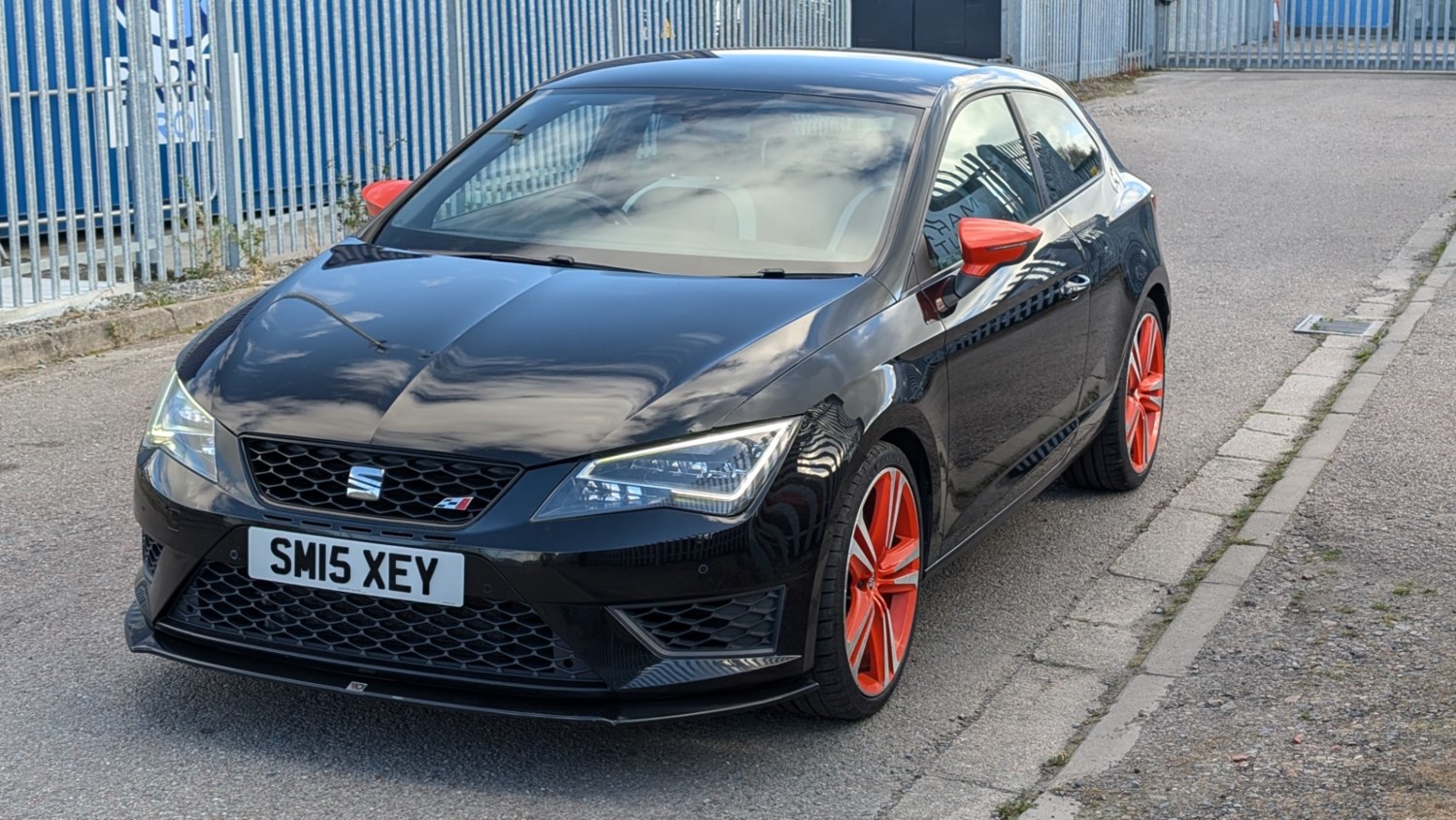 SEAT Leon Listing Image