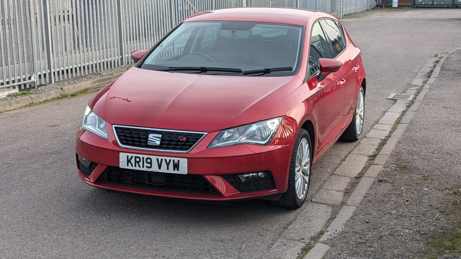 SEAT Leon Listing Image