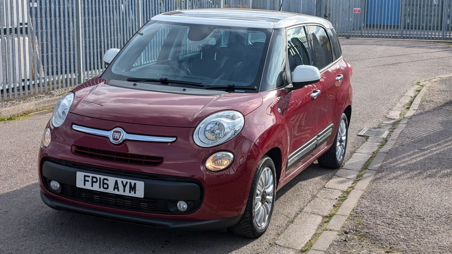 Fiat 500L MPW Listing Image