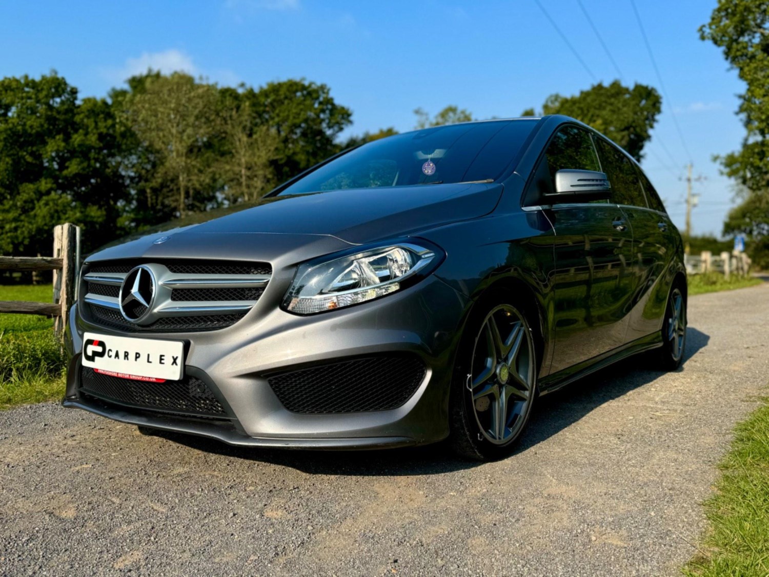 Mercedes-Benz B-Class Listing Image