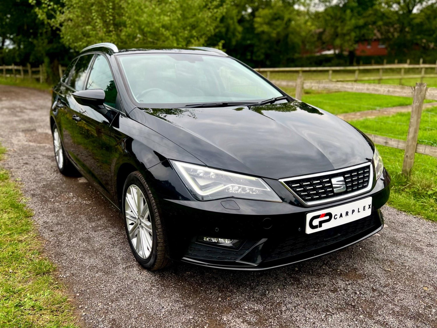 SEAT Leon Listing Image