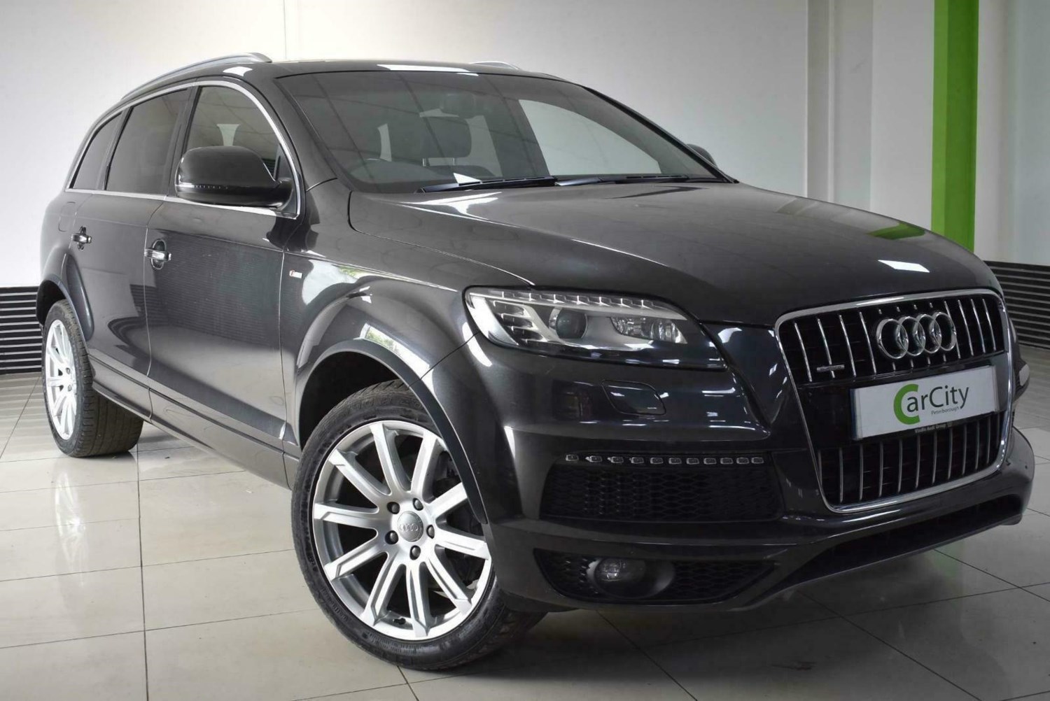 Audi Q7 Listing Image