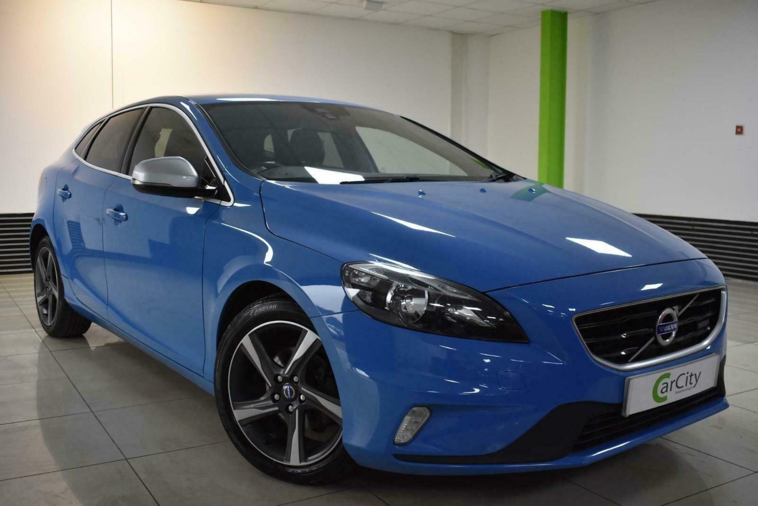 Volvo V40 Listing Image