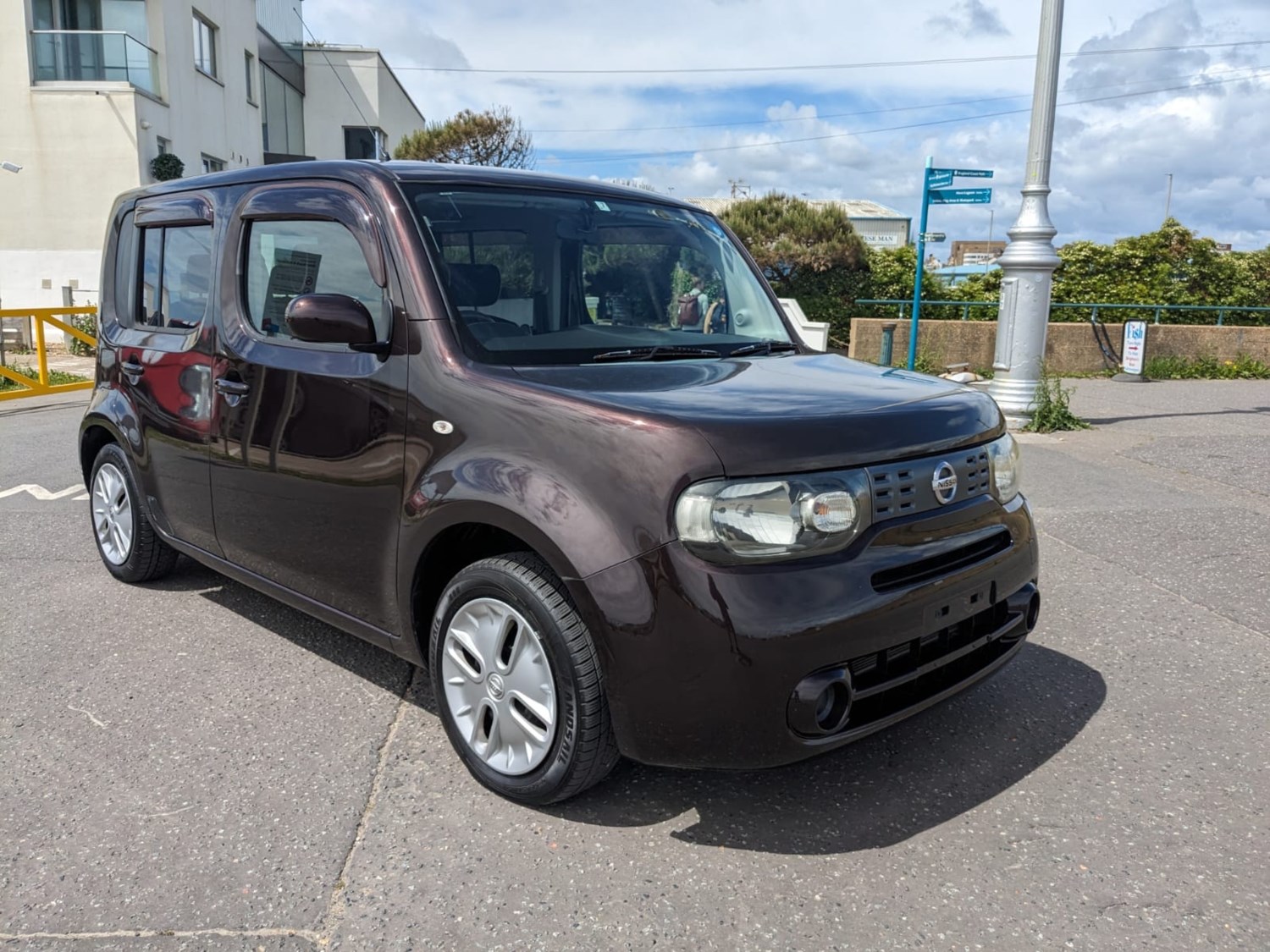 Nissan Cube Listing Image