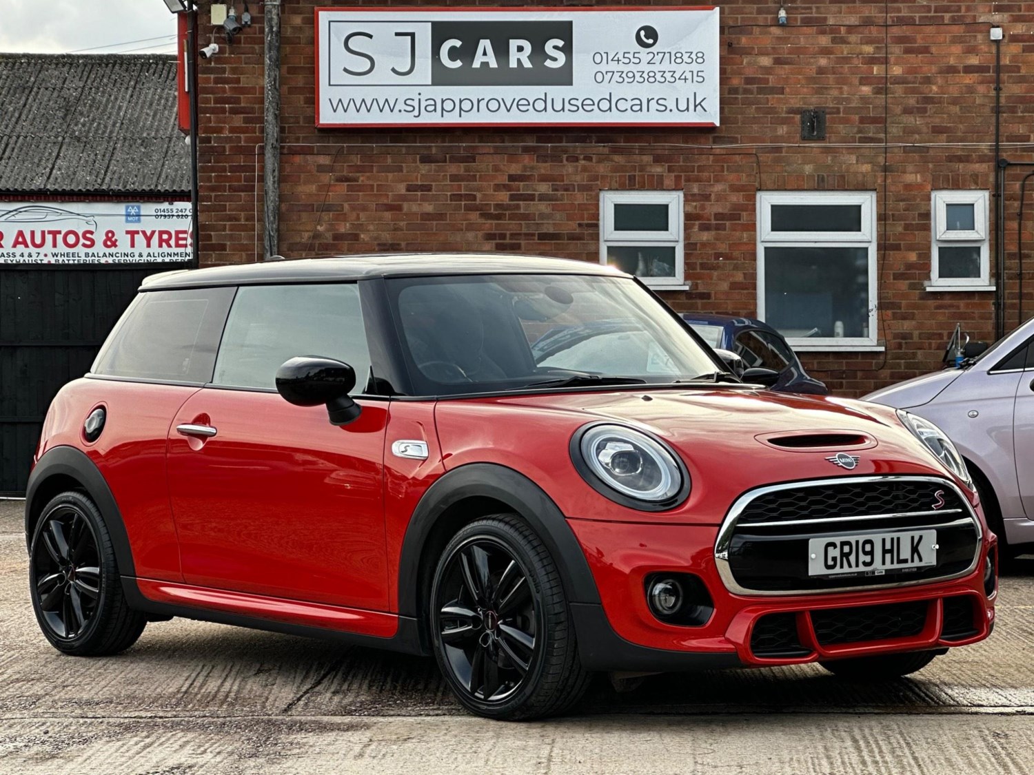 MINI Hatch Listing Image