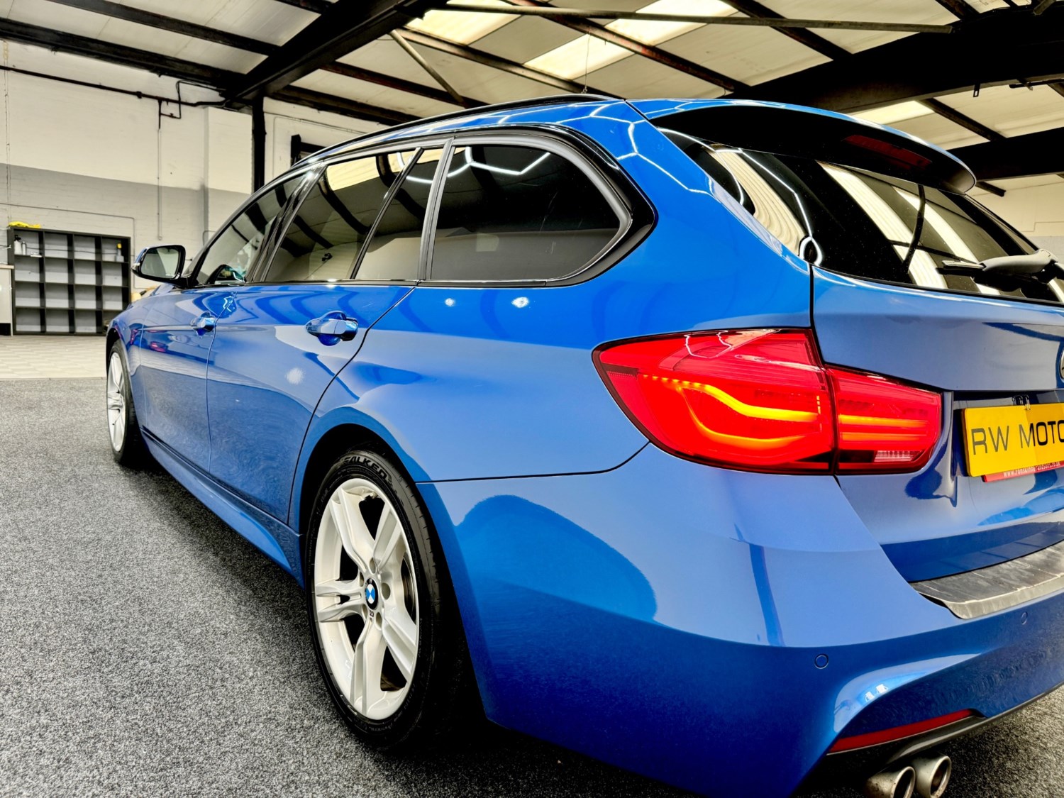 BMW 3 Series Listing Image