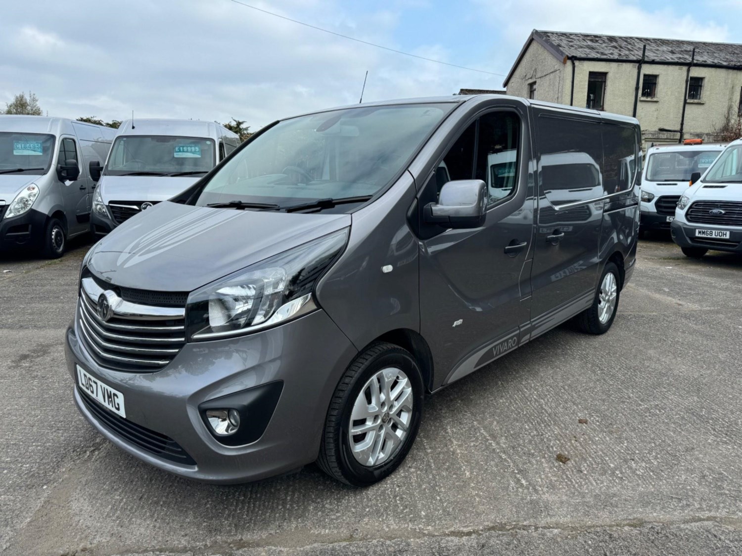 Vauxhall Vivaro Listing Image